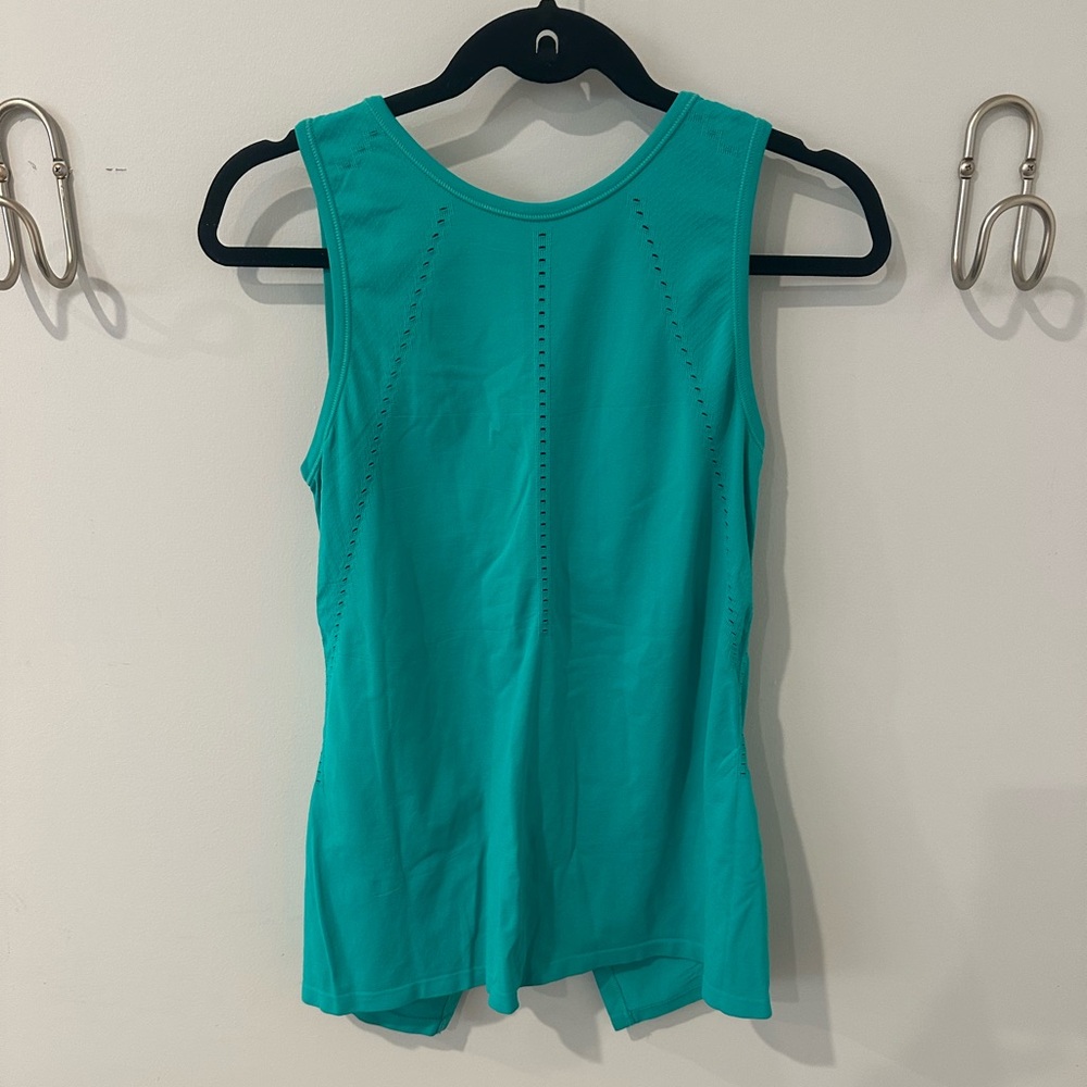 Athleta breezy tank top kelly green sleeveless women’s XS